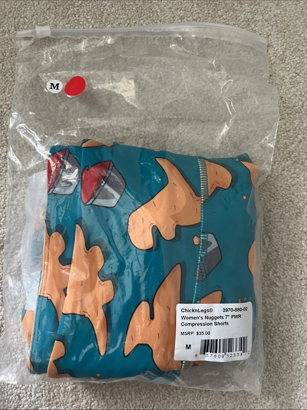 ChicknLegs Women's Athletic 7in  Compression Shorts Brand New!!